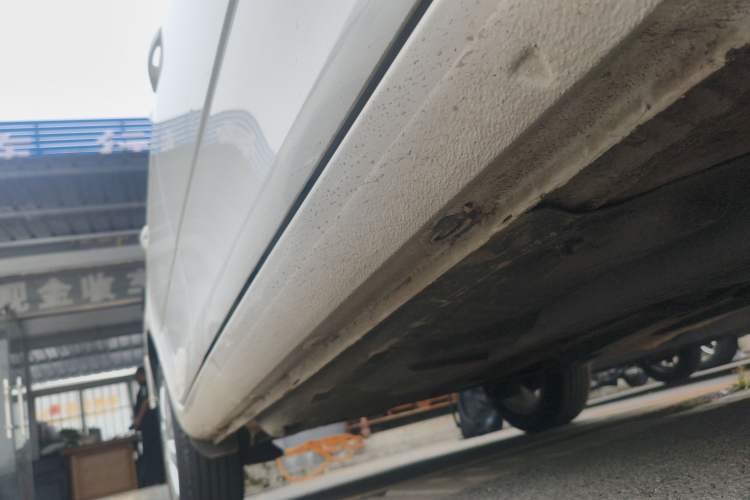 Used Skoda Fabia 2014 1.4L Automatic Crystal Edition Right Side Sill