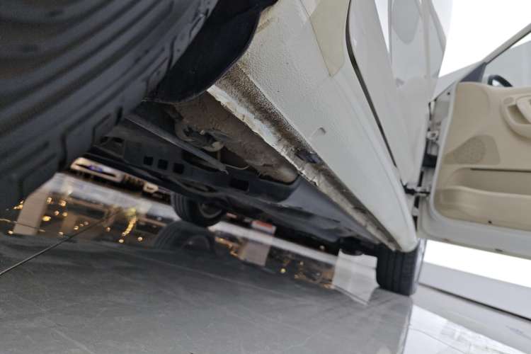 Used Skoda Fabia 2014 1.4L Manual Jingling Edition Right Side Sill
