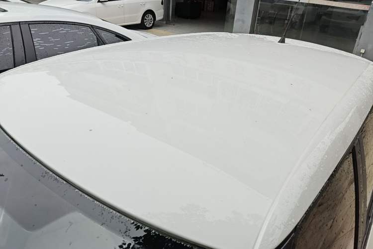 Used Skoda Fabia 2014 1.4L Automatic Crystal Edition Roof
