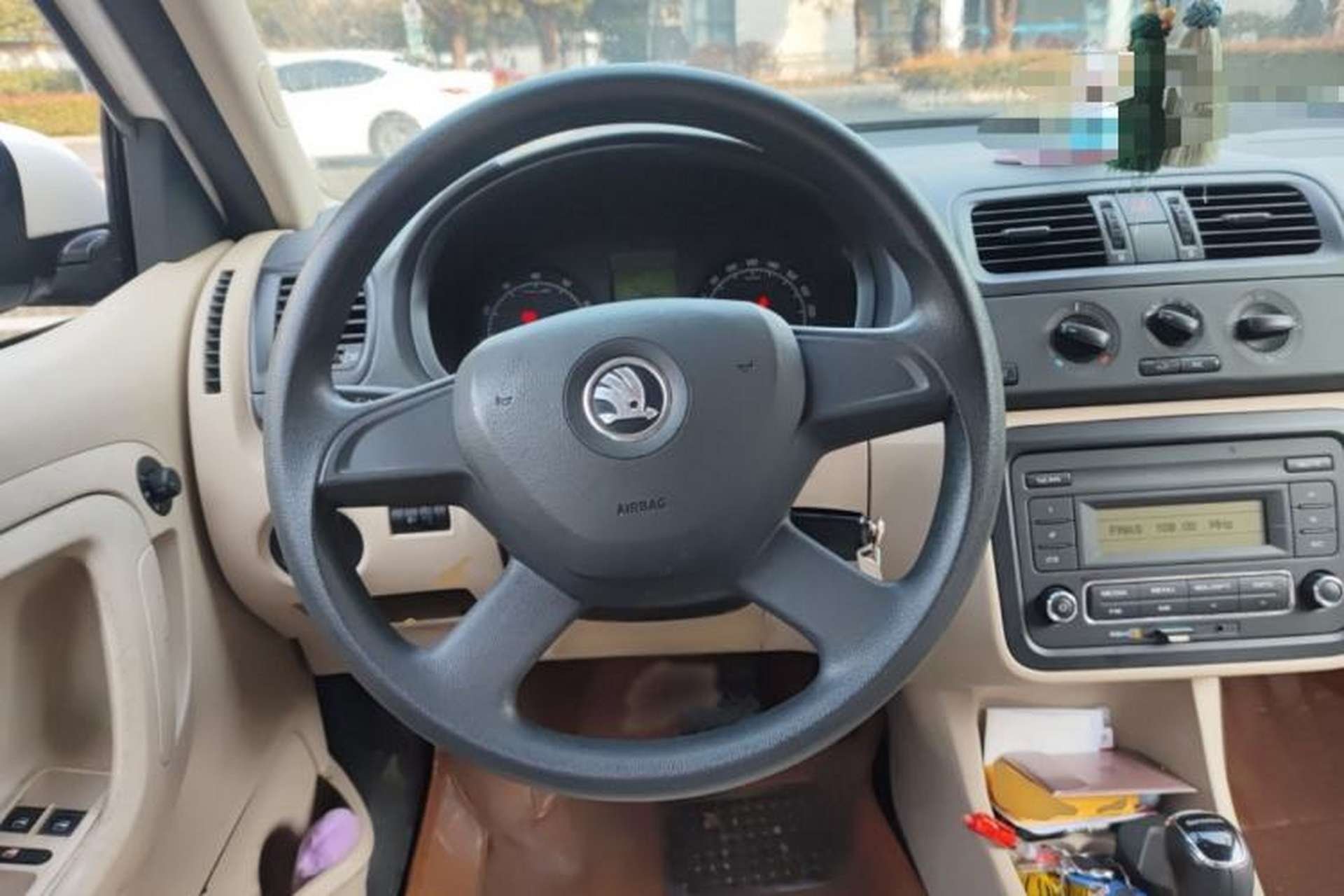 Used Skoda Fabia 2014 1.4L Automatic Crystal Edition Steering Wheel