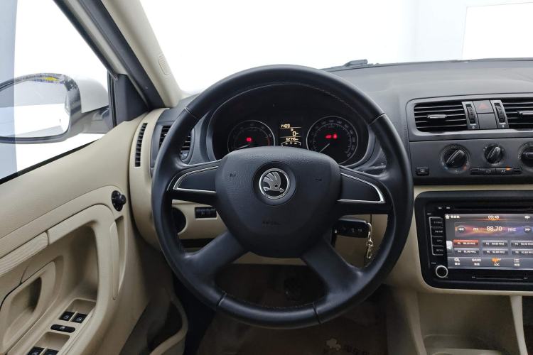 Used Skoda Fabia 2014 1.4L Manual Jingling Edition Steering Wheel