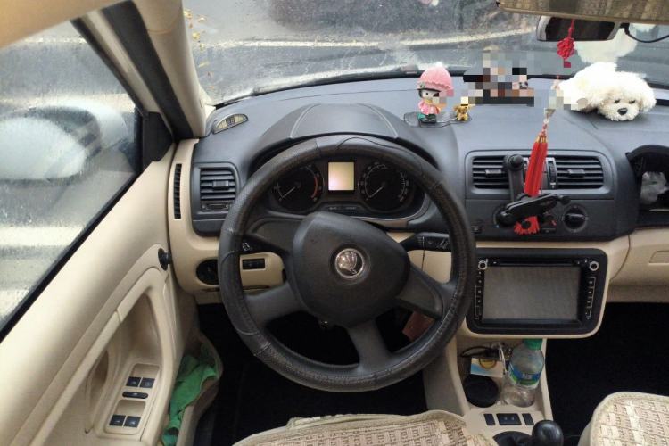Used Skoda Fabia 2014 1.4L Manual Crystal Edition Steering Wheel