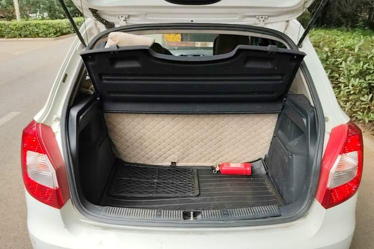 Used Skoda Fabia 2014 1.4L Automatic Crystal Edition Trunk