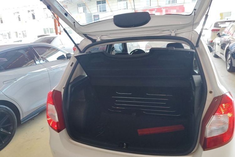 Used Skoda Fabia 2014 1.4L Automatic Crystal Edition Trunk