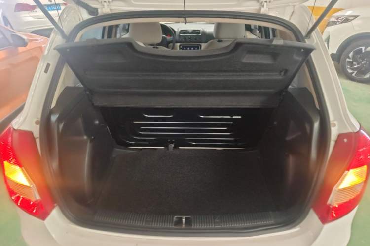 Used Skoda Fabia 2014 1.4L Automatic Crystal Edition Trunk