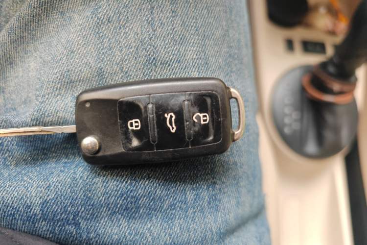 Used Skoda Fabia 2014 1.4L Automatic Crystal Edition Vehicle Key