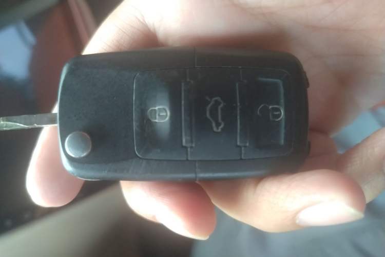Used Skoda Fabia 2014 1.4L Automatic Crystal Edition Vehicle Key