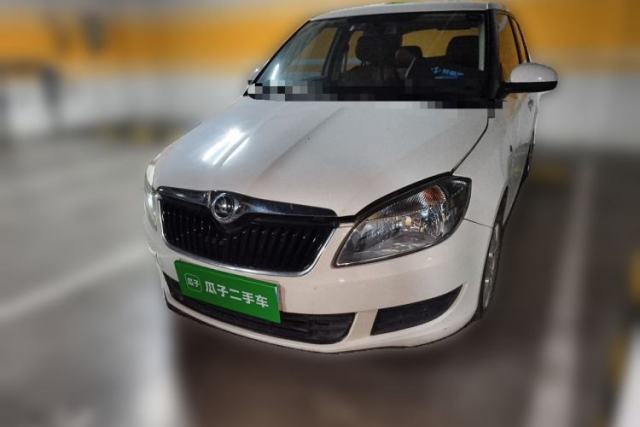 Used Skoda Fabia 2014 1.4L Manual Crystal Edition