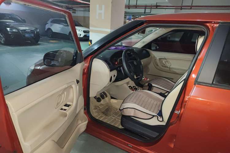 Used Skoda Fabia 2014 1.4L Manual Crystal Edition Driver Seat