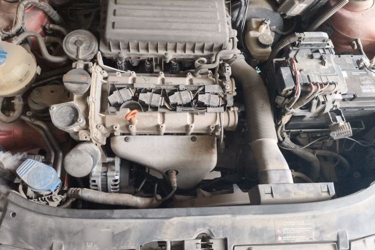 Used Skoda Fabia 2014 1.4L Automatic Crystal Edition Engine Bay