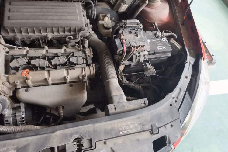 Used Skoda Fabia 2014 1.4L Automatic Crystal Edition Engine Bay Left