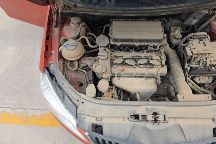 Used Skoda Fabia 2014 1.4L Automatic Crystal Edition Engine Bay Right
