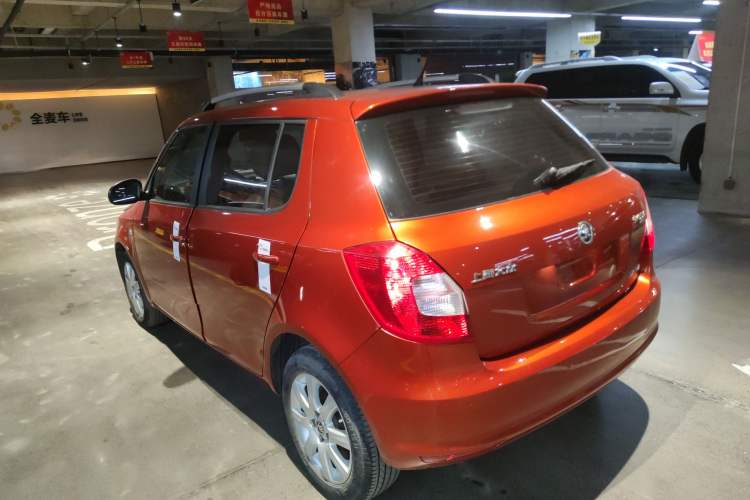 Used Skoda Fabia 2014 1.4L Automatic Crystal Edition Exterior 3