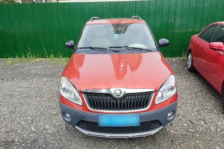 Used Skoda Fabia 2014 1.6L Scout Front