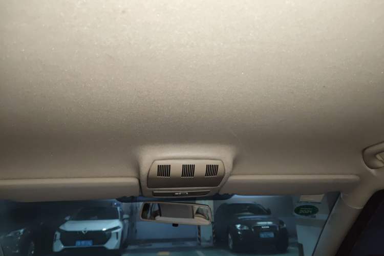 Used Skoda Fabia 2014 1.4L Manual Crystal Edition Headliner