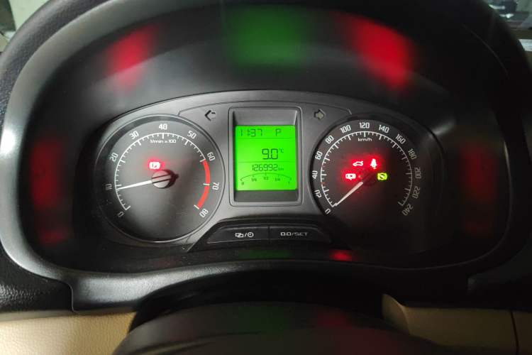 Used Skoda Fabia 2014 1.4L Automatic Crystal Edition Instrument Cluster