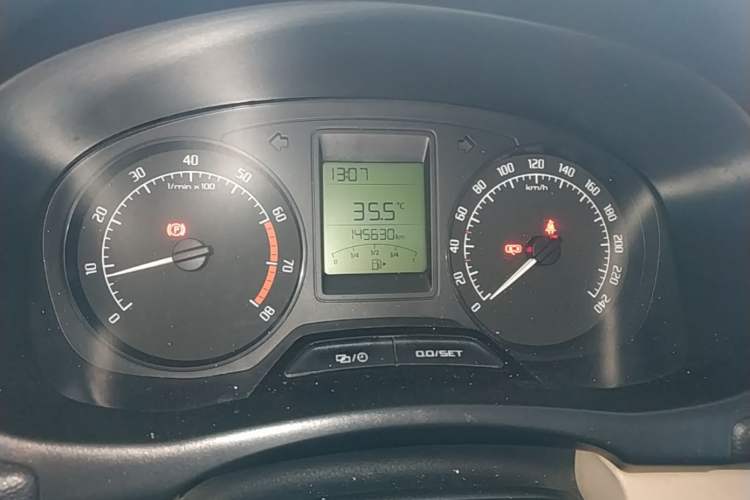 Used Skoda Fabia 2014 1.4L Manual Crystal Edition Instrument Cluster