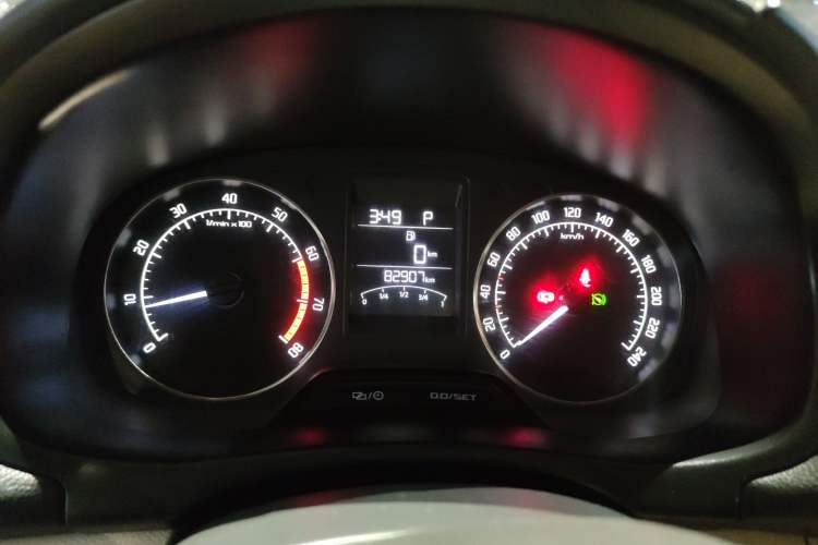 Used Skoda Fabia 2014 1.4L Automatic Crystal Edition Instrument Cluster