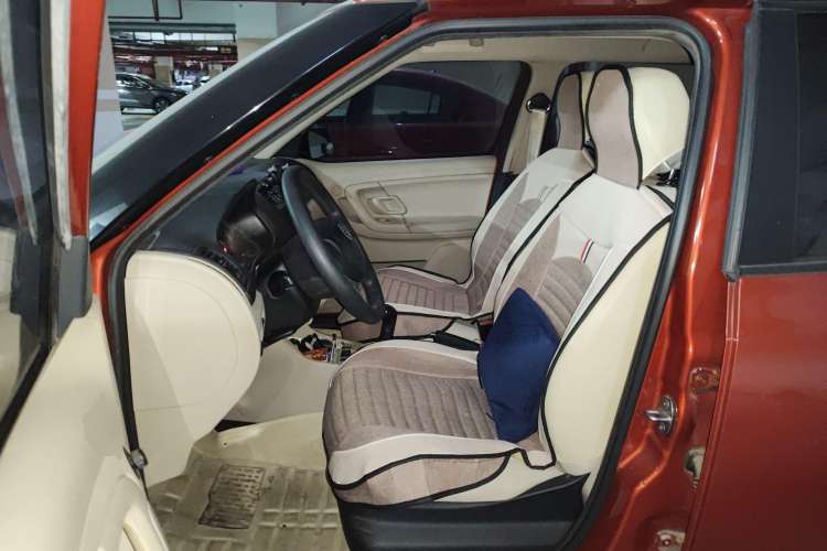 Used Skoda Fabia 2014 1.4L Manual Crystal Edition Left Front Seat