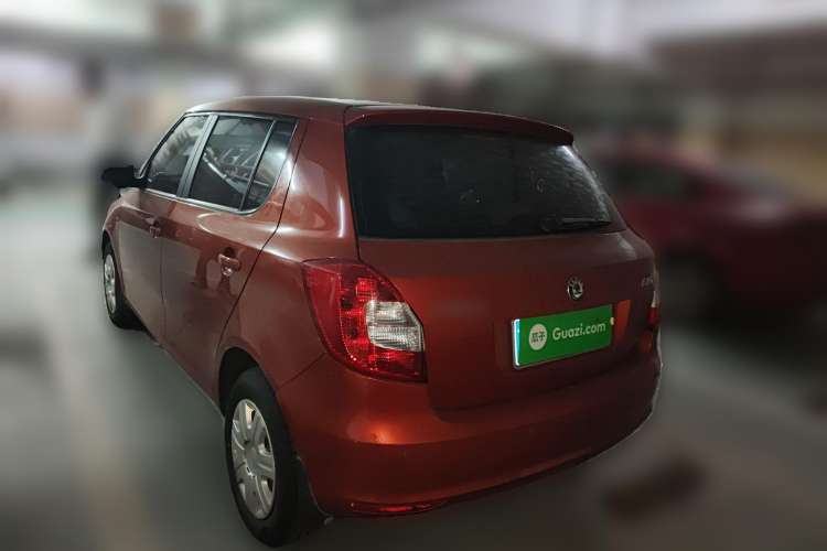 Used Skoda Fabia 2014 1.4L Manual Crystal Edition Rear Left 45 Deg