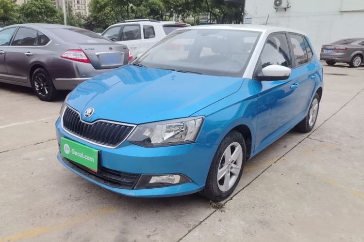 Used Skoda Fabia 2015 1.4L Automatic Chuanxing Edition Guazi used car, China used car export, Used car for sale, Used cars, Cheapest cars for sale