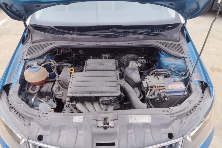 Used Skoda Fabia 2015 1.4L Automatic Chuanxing Edition Engine Bay