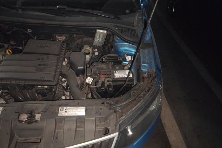 Used Skoda Fabia 2015 1.4L Automatic Front-Drive Model Engine Bay Left