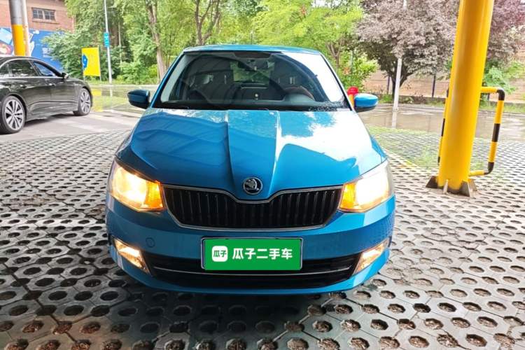 Used Skoda Fabia 2015 1.4L Automatic Front-Drive Model Front