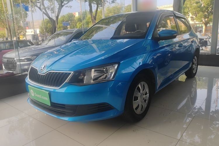 Used Skoda Fabia 2015 1.4L Automatic Front-Drive Model Guazi used car, China used car export, Used car for sale, Used cars, Cheapest cars for sale