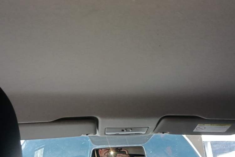 Used Skoda Fabia 2015 1.4L Automatic Front-Drive Model Headliner