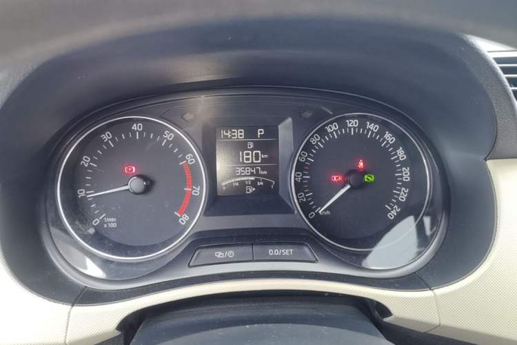 Used Skoda Fabia 2015 1.4L Automatic Chuanxing Edition Instrument Cluster