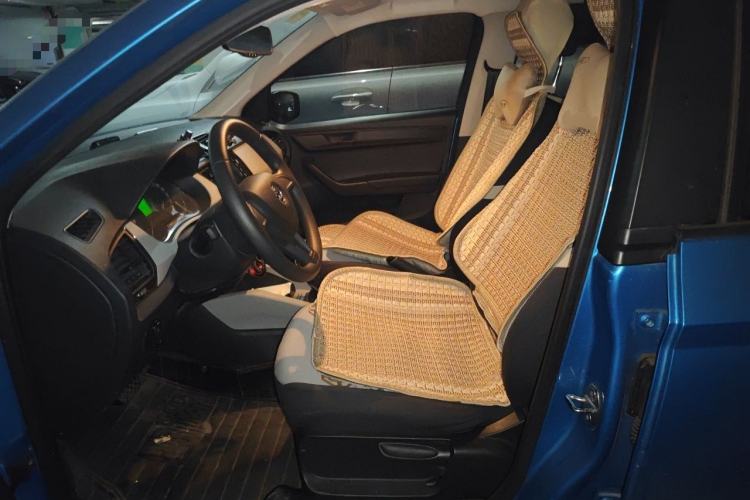 Used Skoda Fabia 2015 1.4L Automatic Front-Drive Model Left Front Seat