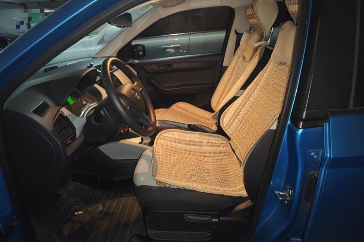 Used Skoda Fabia 2015 1.4L Automatic Front-Drive Model Left Front Seat