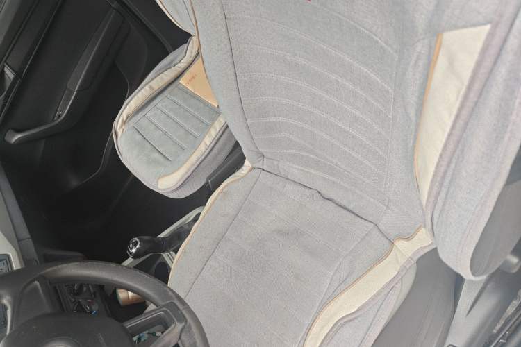 Used Skoda Fabia 2015 1.4L Automatic Front-Drive Model Left Front Seat