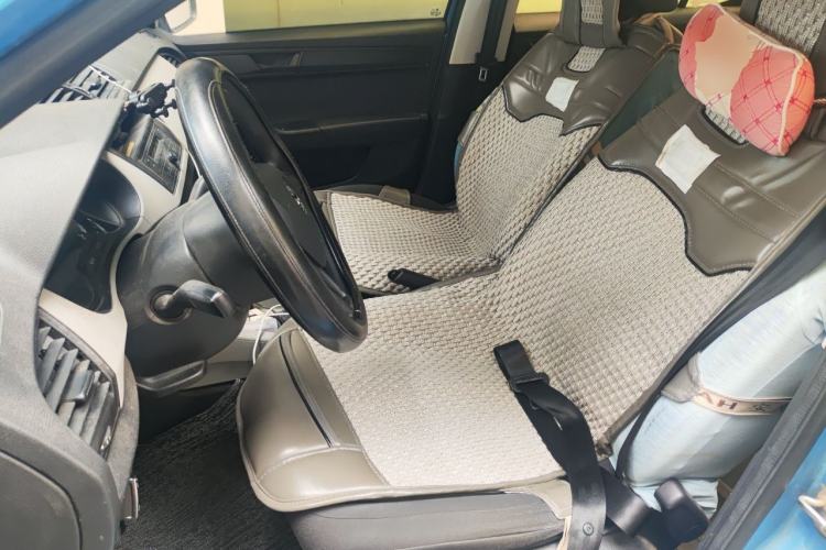 Used Skoda Fabia 2015 1.4L Automatic Front-Drive Model Left Front Seat