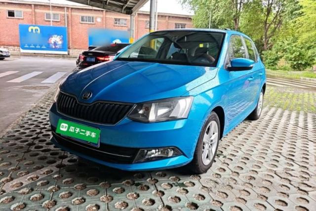 Used Skoda Fabia 2015 1.4L Automatic Front-Drive Model