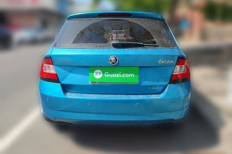 Used Skoda Fabia 2015 1.4L Manual Front-Wheel Drive Model Rear