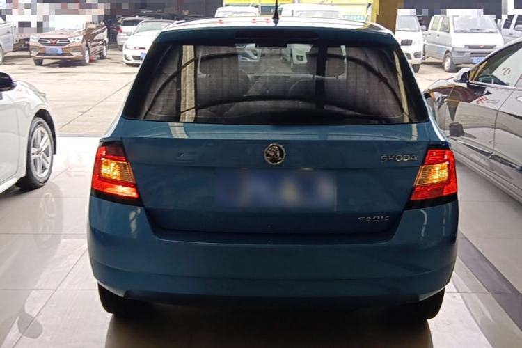 Used Skoda Fabia 2015 1.4L Automatic Front-Drive Model Rear