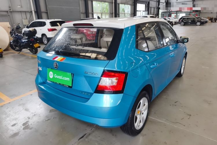 Used Skoda Fabia 2015 1.4L Automatic Chuanxing Edition Rear Right 45 Deg