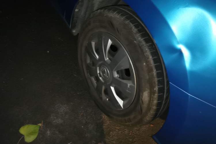 Used Skoda Fabia 2015 1.4L Automatic Front-Drive Model Right Front Wheel Hub
