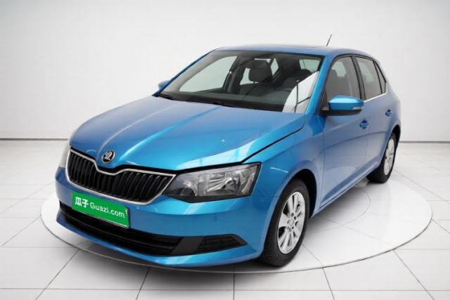 Skoda Fabia 2015 1.4L Automatic Front-Drive Model d’occasion