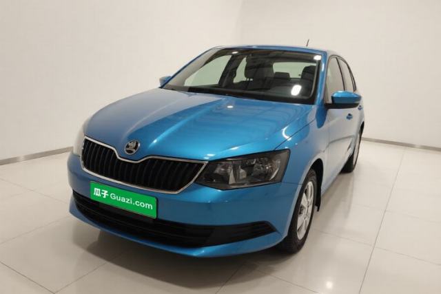 Ojetý Skoda Fabia 2015 1.4L Automatic Front-Drive Model