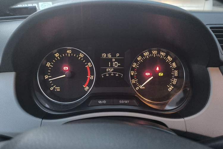 Used Skoda Fabia 2015 1.4L Automatic Chuanxing Edition Instrument Cluster