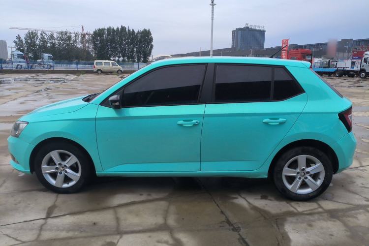 Used Skoda Fabia 2015 1.4L Automatic Chuanxing Edition Left Side