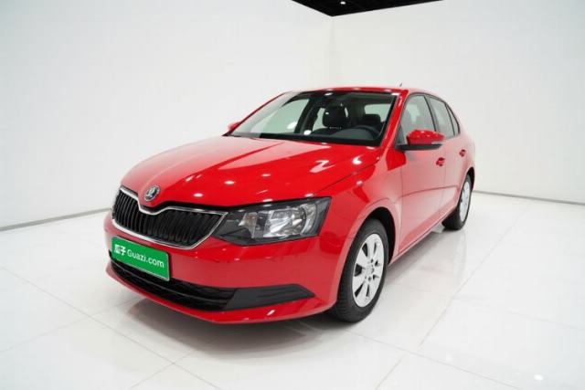 Skoda Fabia 2015 1.4L Automatic Front-Drive Model usado