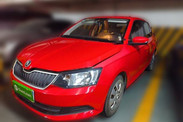 Używany Skoda Fabia 2015 1.4L Automatic Front-Drive Model