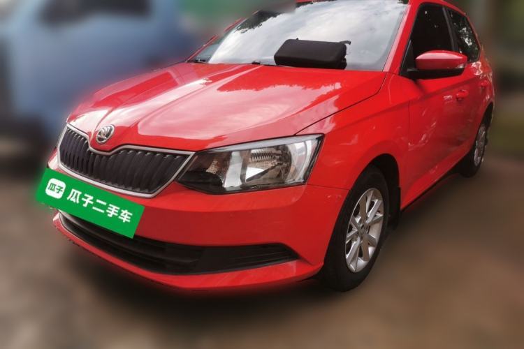 Skoda Fabia 2015 1.4L Automatic Front-Drive Model usado Guazi used car, China used car export, Used car for sale, Used cars, Cheapest cars for sale