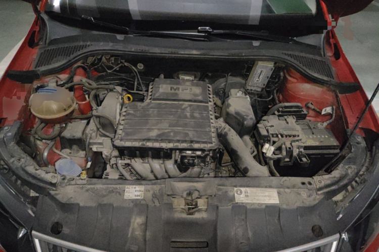 Used Skoda Fabia 2015 1.4L Automatic Front-Drive Model Engine Bay