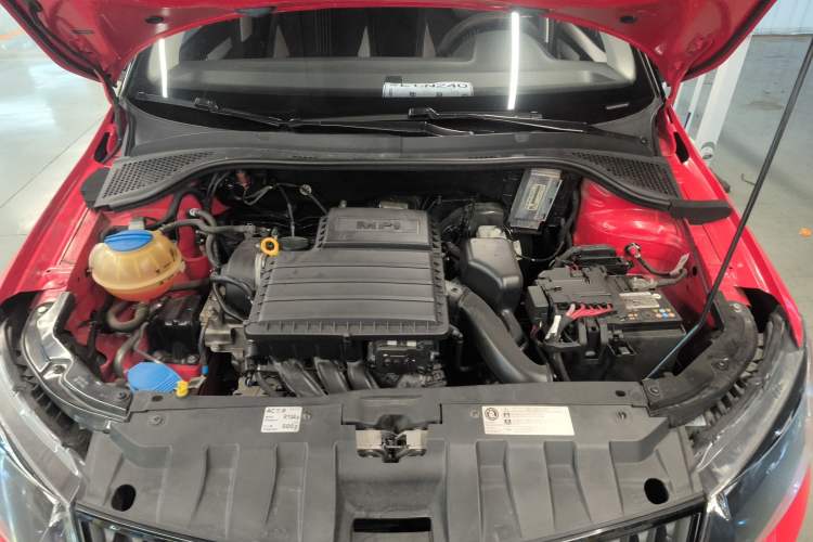Used Skoda Fabia 2015 1.6L Automatic Sport Edition Engine Bay