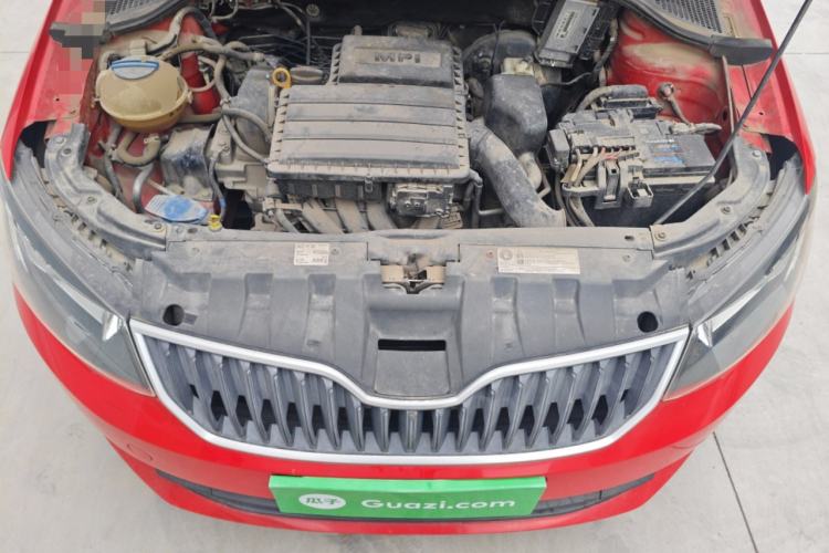 Used Skoda Fabia 2015 1.4L Automatic Front-Drive Model Engine Bay